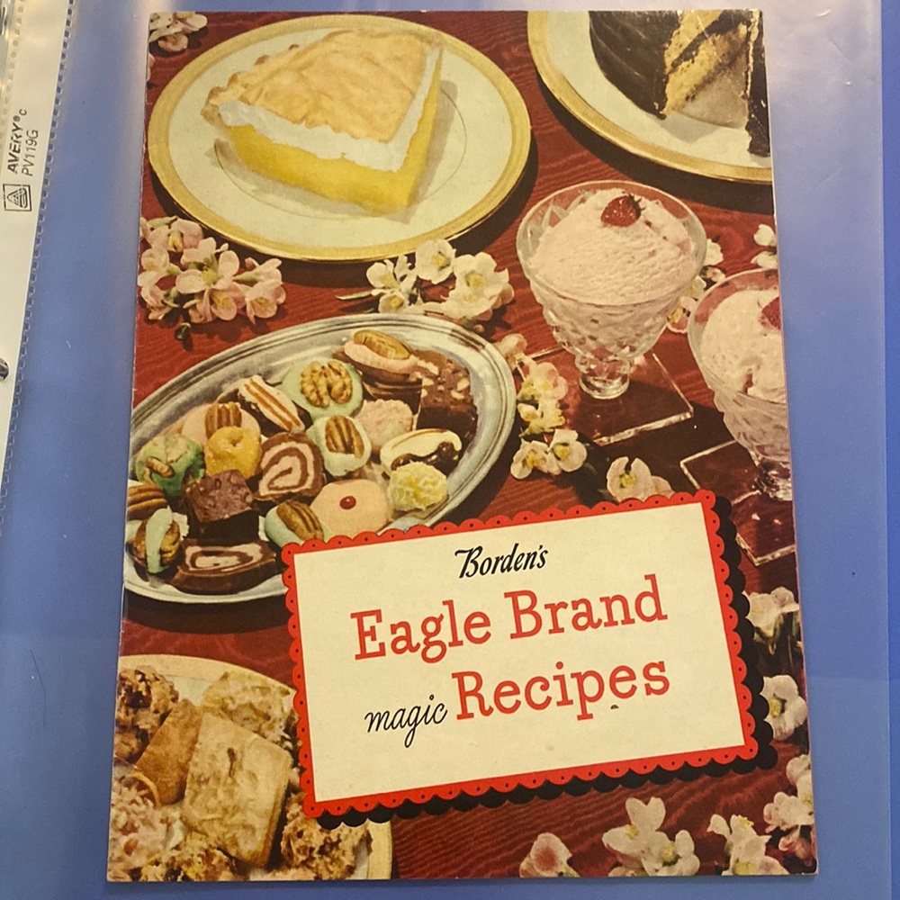 VINTAGE Borden’s Eagle Brand Magic Recipes